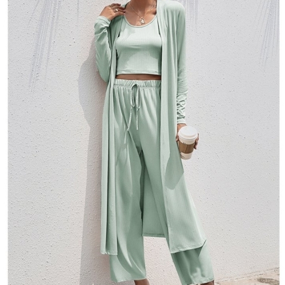 Sage Green 3 Piece Lounge Set - Picture 2 of 4